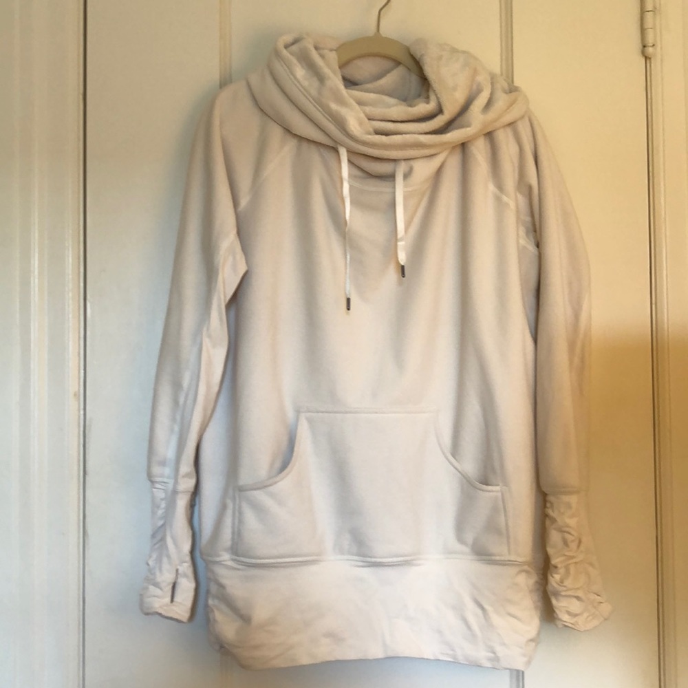 Lululemon pullover